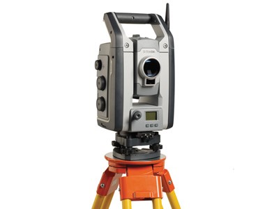 trimble S9 total station studio front 300 1 trimble S9 total station studio front 300 1